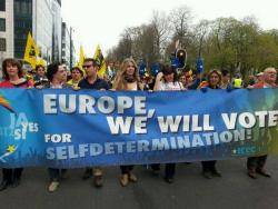 Les "nacions sense estat" exigeixen a Brussel·les el dret a decidir el seu futur