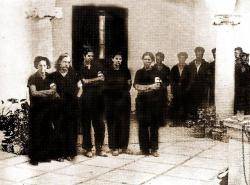 Fotografia del 4 de setembre de 1936 de les cinc sanitàries catalanes poc abans de ser assassinades a Manacor