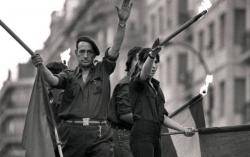 1979 Manifestació de Fuerza Nueva, amb el lema "Día de la Patria española"