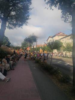 Final de la manifestació antimonàrquica a l'avinguda Tossa de Lloret  a les 19.35h. (Imatge: Llibertat.cat 10/7/2024)