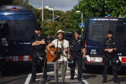 Cordó policial protegint l'entrega dels premis de la Fundación Princesa de Girona a Lloret de Mar (Imatge: Joan Aureli Martí Boigues)