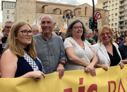 Clam per la llengua a València i Alcoi