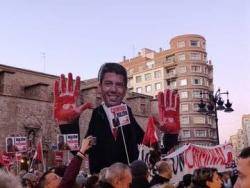 "...sabem qui són els responsables de la tragèdia: Carlos Mazón i el seu consell"