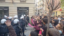 5 detinguts i uns 50 ferits en el desallotjament de l'Antiga Massana