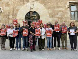 Un any després de la tragèdia, el poble valencià es manté alçat per dignitat, justícia i la dimissió de Mazón Un any després de la tragèdia, el poble valencià es manté alçat per dignitat, justícia i la dimissió de Mazón